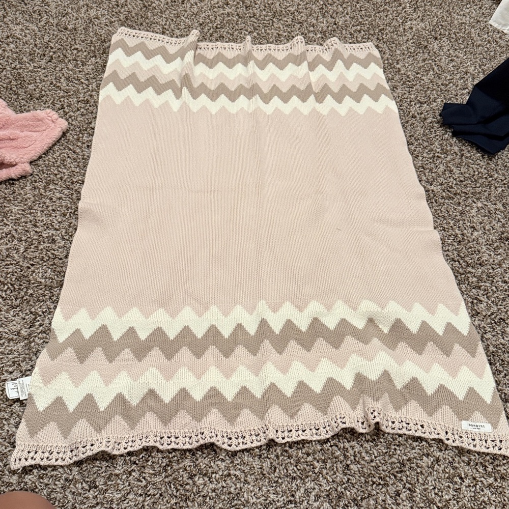 Cozy Chevron Knit Blanket for Kids